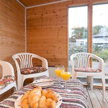 Pass The Keys Comfortable Stone Built Cottage In Menai Bridge Εξωτερικό φωτογραφία